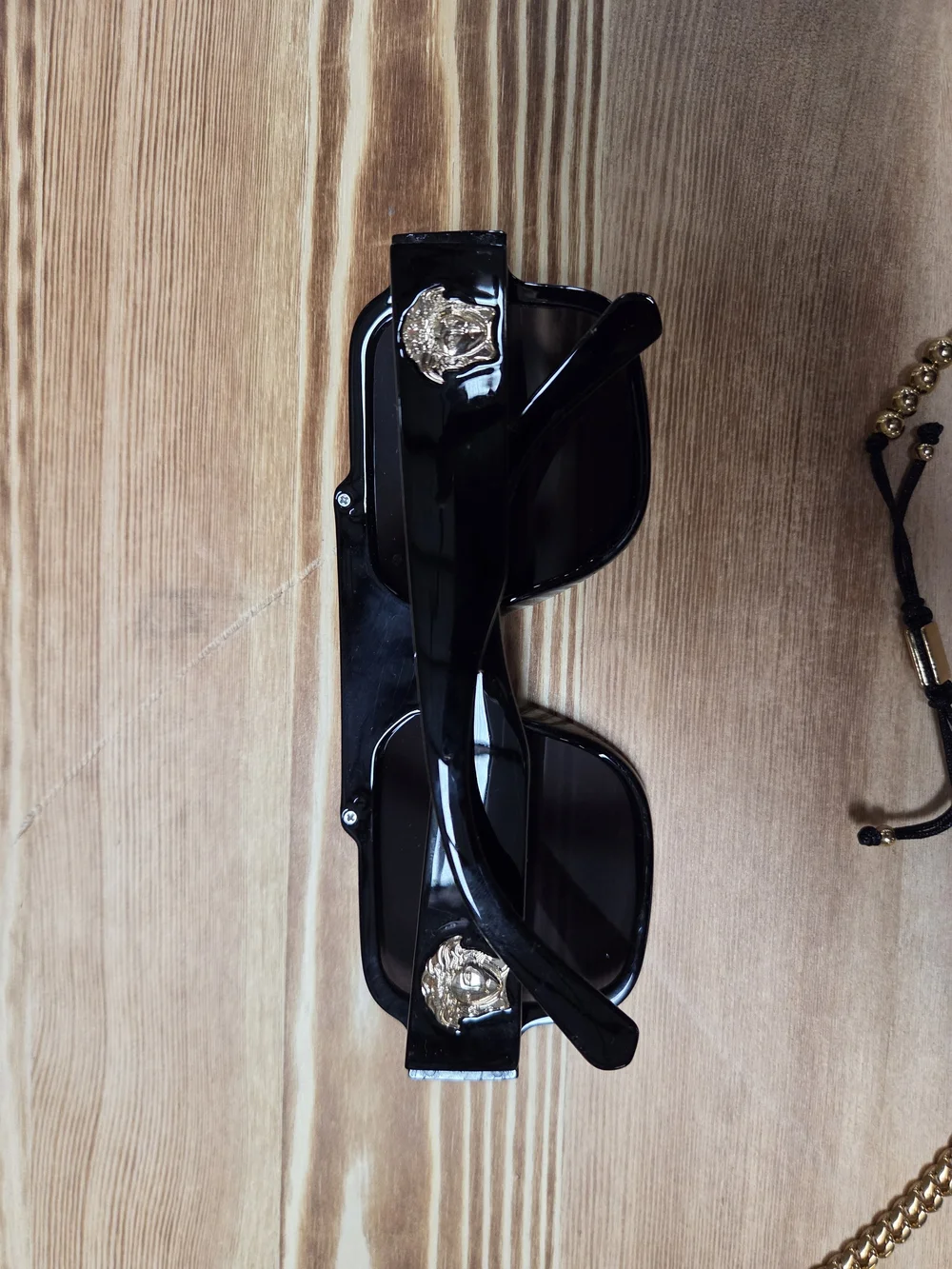 Unisex Black and Gold Aviator Sunglasses